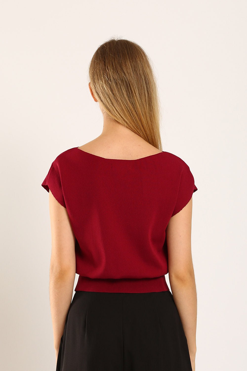 Graciela V-Slit Knit Top in Red - Image 5