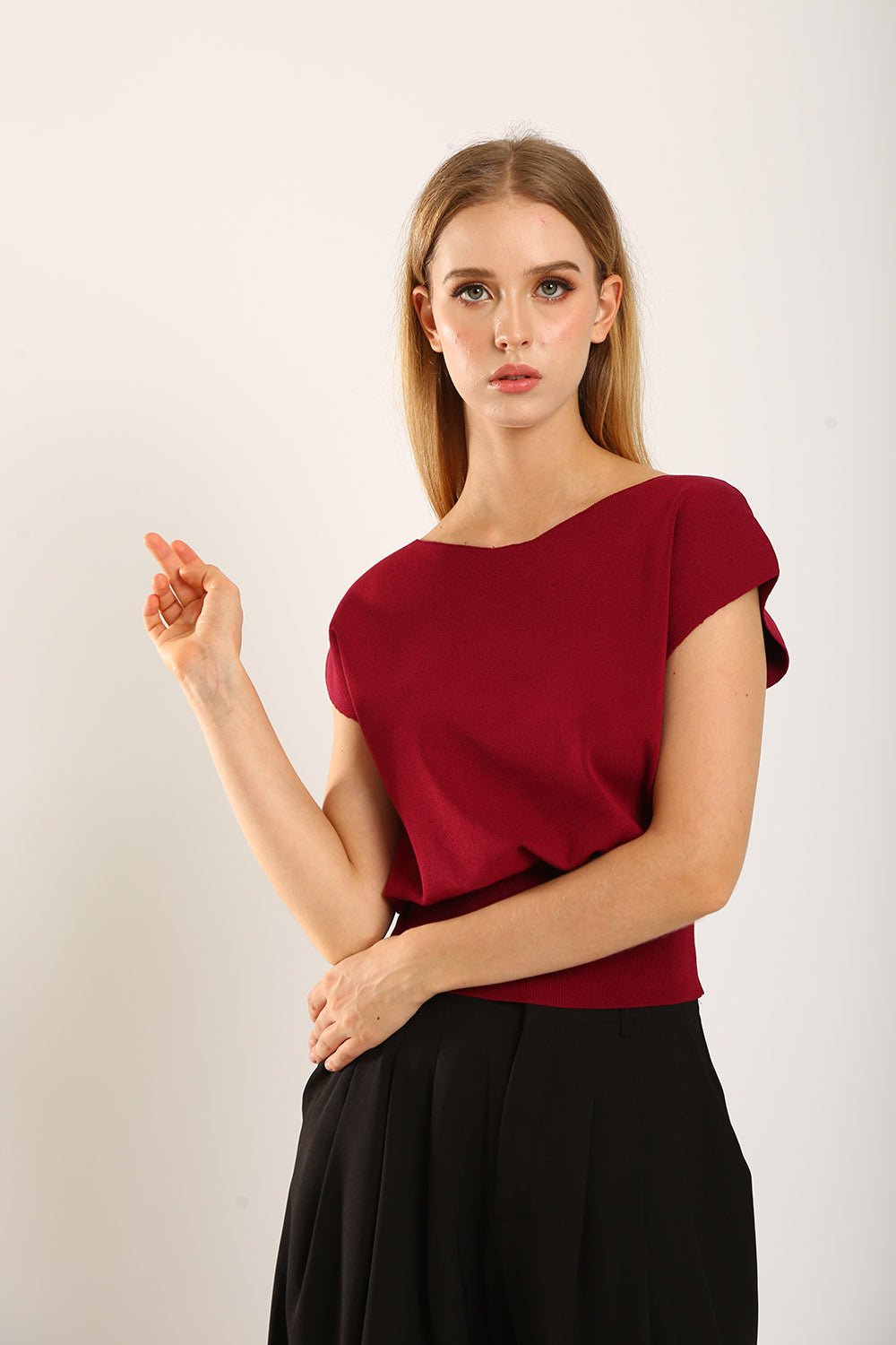 Graciela V-Slit Knit Top in Red - Image 3