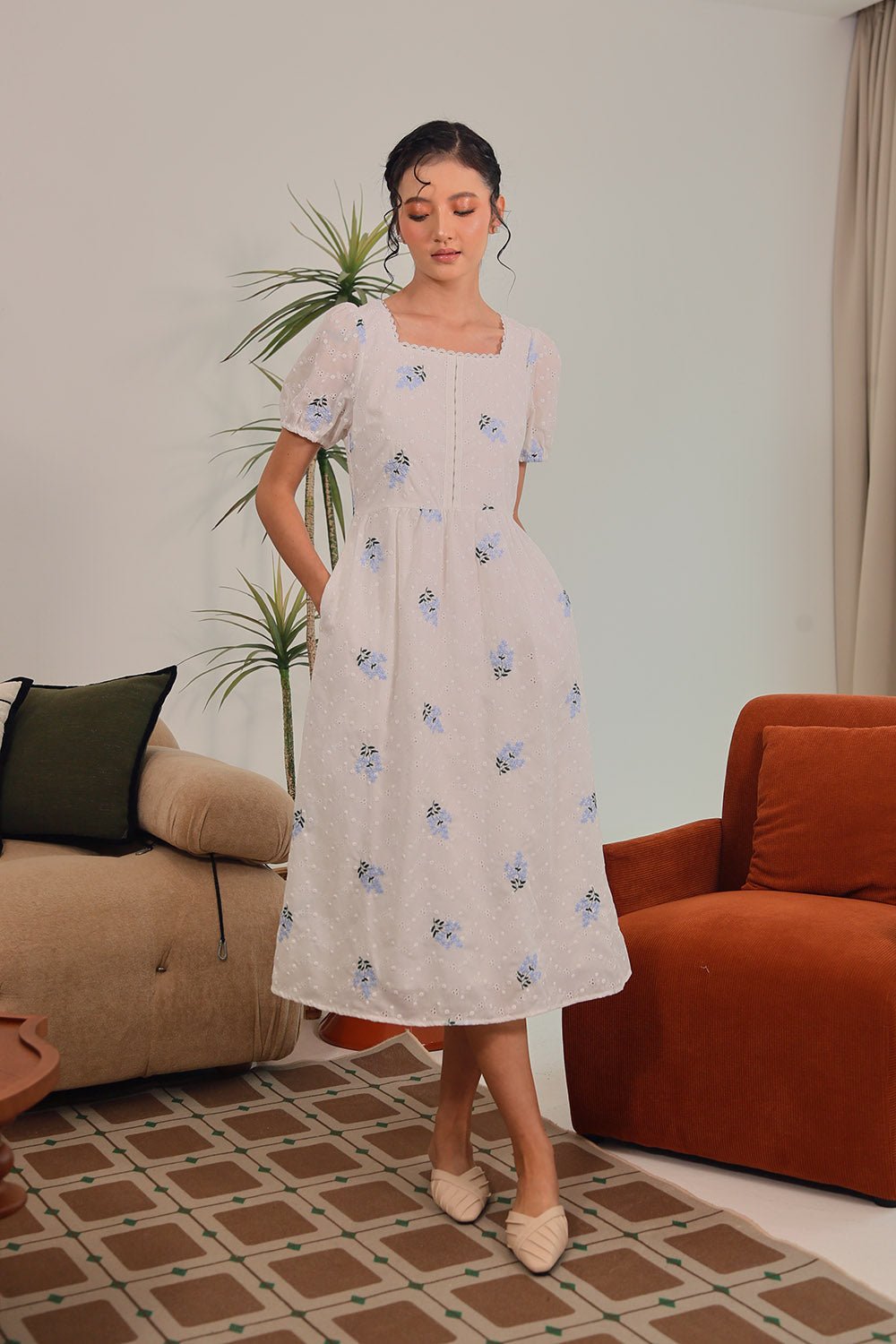 Isolde Embroidered Floral Midi Dress in White Bloom - Image 2