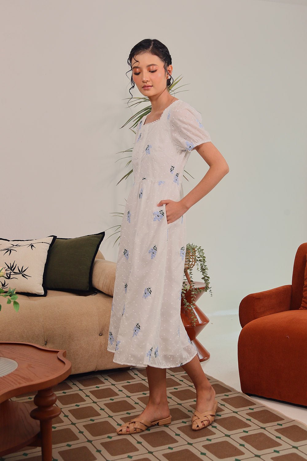 Isolde Embroidered Floral Midi Dress in White Bloom - Image 4