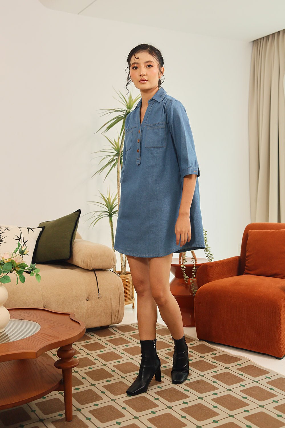 Ciely Collar Denim Shirt Dress in Mid Wash - Image 2
