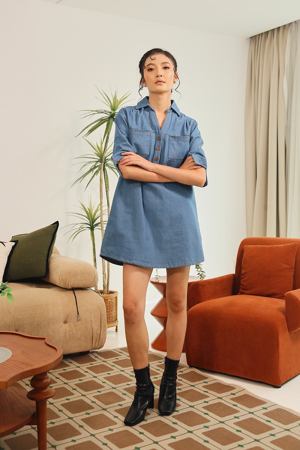Ciely Collar Denim Shirt Dress in Mid Wash - Image 5