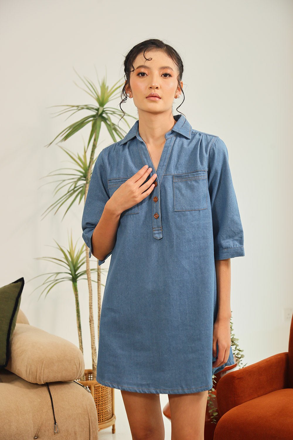 Ciely Collar Denim Shirt Dress in Mid Wash - Image 7