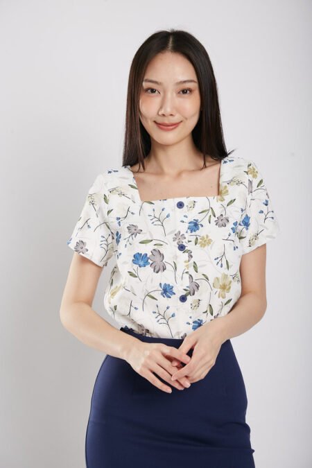 Nesri Blouse in Floral Print