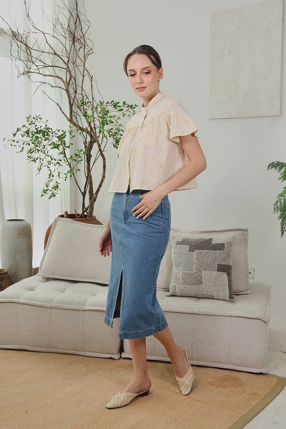 Aubrie Front Slit Denim Midi Skirt - Image 7
